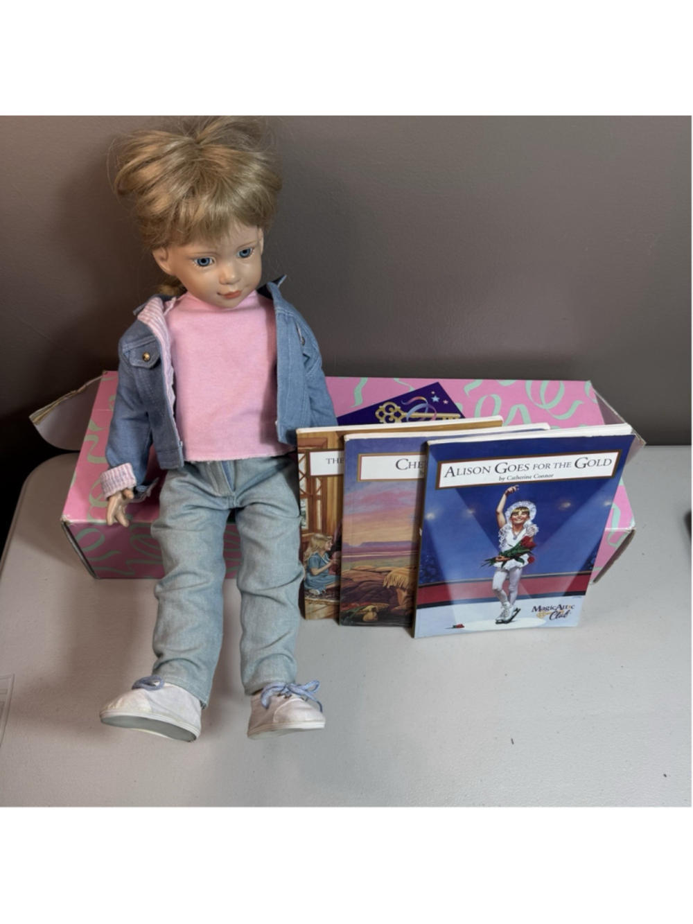 Vintage Magic Attic Club 18” Doll w/ Outfit Shoes + 3 Books, Case